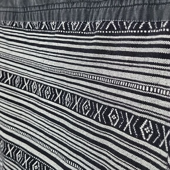 Element Tribal Utility Vest - Picture 7 of 10